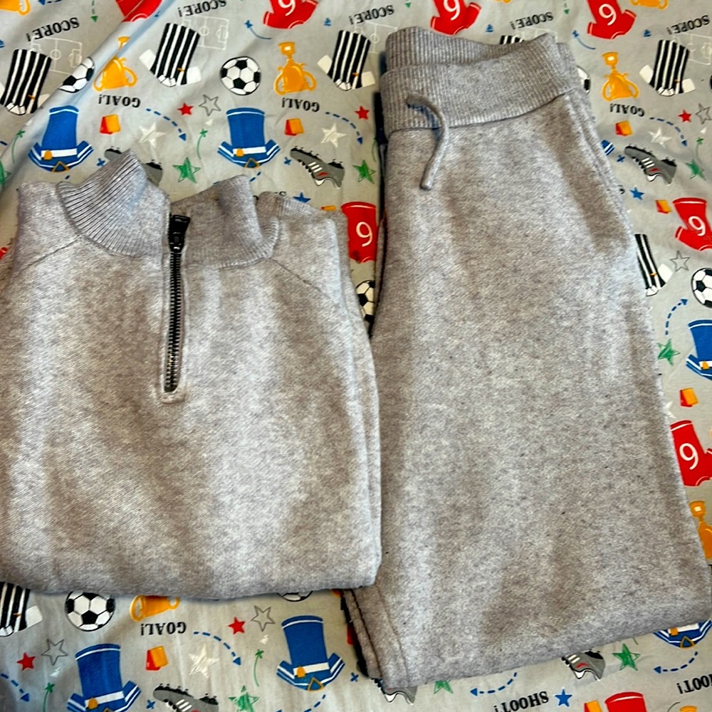 Wool like  gray sweatsuit